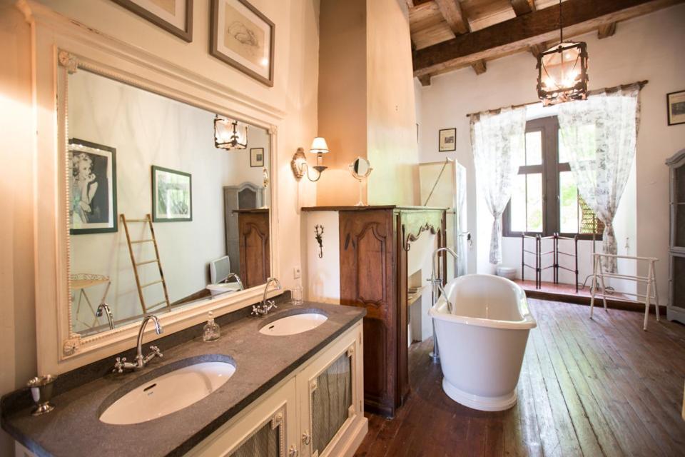 Château de Plèneselve Bon-Encontre Extérieur photo