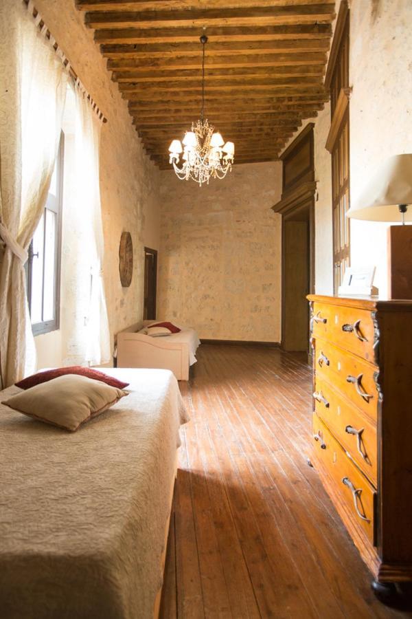 Château de Plèneselve Bon-Encontre Extérieur photo